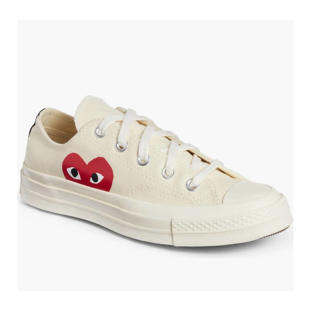 Converse Gender Inclusive Chuck Taylor® All Star® Hidden Heart Low Top. Size 9